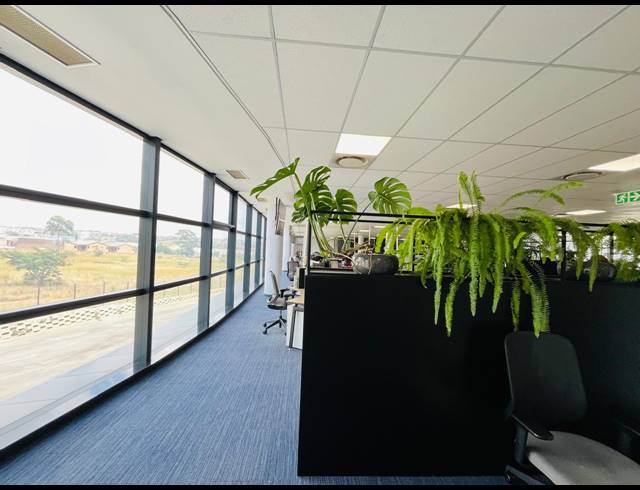 2,495M² OFFICE TO LET IN NOORDWYK